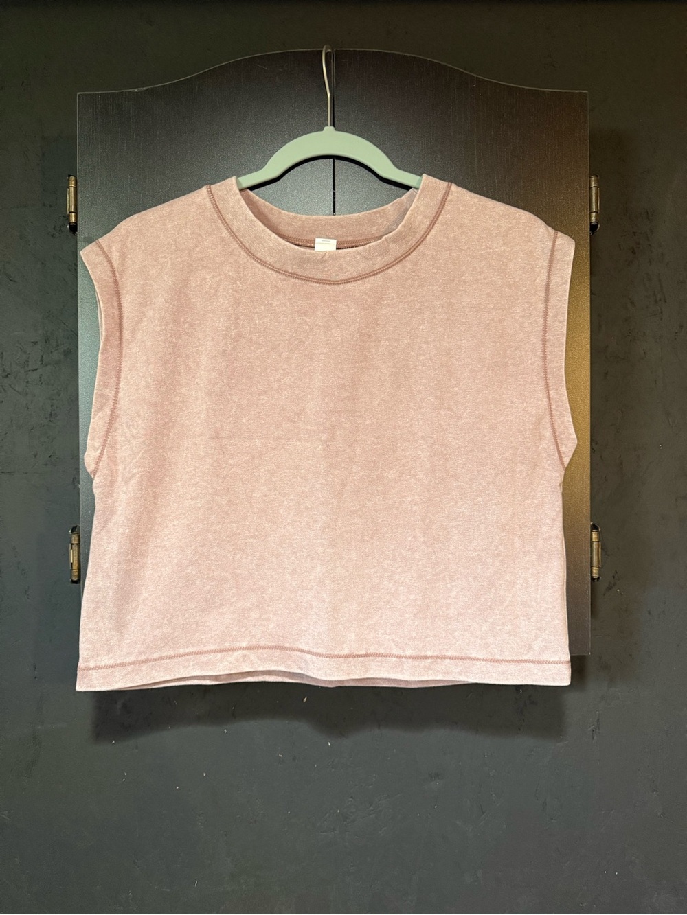 90 Degree By Reflex Sleeveless Crop Top in Dusty Rose
